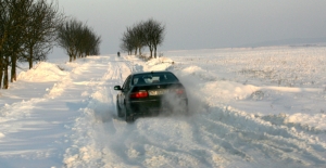 Circulaţia rutieră de pe tronsonul Drajna - Lehliu-Gară al autostrăzii A2 a fost deviată pe DN3A