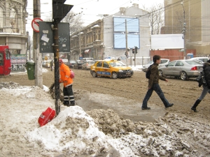 Cod galben de ninsori şi viscol în Bucureşti şi în alte 9 judeţe 