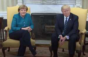 Angela Merkel şi Donald Trump (Sursa foto: captură Youtube)