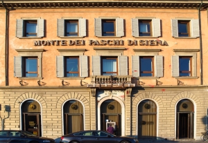 "Banca Monte dei Paschi di Siena", sediul din oraşul Pisa (Sursa foto: Wikipedia)