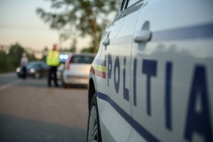 Poliţiştii au dat un număr de 376 de amenzi şi au confiscat peste două tone de carne de vânat 