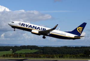 "Ryanair" a depus o ofertă non-angajantă pentru "Alitalia"