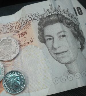 ONS: Creşterea economiei britanice a încetinit semnificativ în primul semestru