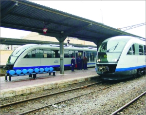 CFR impune limitări de viteză în circulaţia trenurilor pe 37 de secţii feroviare din cauza caniculei