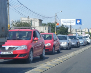 Traficul rutier întrerupt pe Autostrada Soarelui din cauza unui accident în lanţ a fost reluat