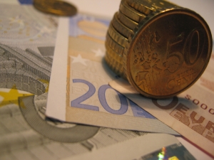 Proiect de 47 de milioane de euro pentru sprijinirea tinerilor inactivi să intre pe piaţa muncii