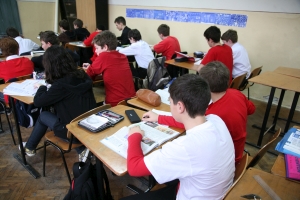 "Principala problemă a sistemului de educaţie este neracordarea acestuia la piaţa muncii"