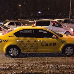 COTAR solicită ANAF să verifice modul în care UBER încasează bani de la clienţi