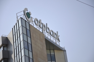 OTP Bank oferă companiilor conturi cu comisione zero pentru plata defalcată a TVA