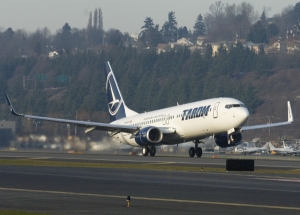 O aeronavă "Tarom" s-a întors la sol după ce pilotul a anunţat probleme tehnice