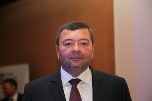 Gabriel Dumitraşcu şi-a depus, astăzi, candidatura pentru Consiliul de Administraţie al Electrica