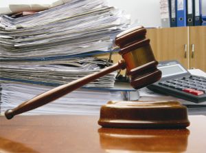 Patru foşti miniştri ai justiţiei vor fi chemaţi la comisia de anchetă SIPA