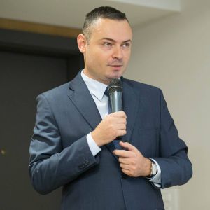 "Ne-am propus să atingem o cotă de piaţă de 20% pentru smartphone-uri, în 2017"