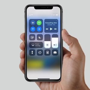 iPhone X nu funcţionează corect la frig, dar Apple promite o rezolvare