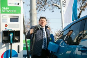 Vânzările globale de automobile electrice au crescut cu 63% în trimestrul al treilea