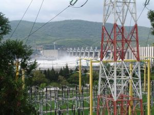 Transelectrica a cumpărat energie de 38,5 milioane lei de la Complexul Energetic Oltenia