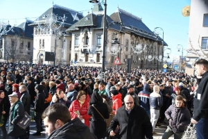 Acţiunea de la Craiova de comemorare a Regelui Mihai (Sursa foto: Facebook/ Lia Olguţa Vasilescu)