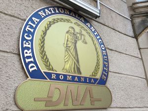 DNA a schimbat încadrarea juridică în dosarul Tel Drum, reţinând forma agravantă a infracţiunilor