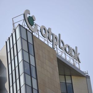 OTP Bank pierde definitiv al doilea proces colectiv în faţa ANPC