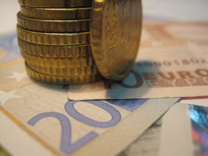 Salariul minim în Spania va creşte până în 2020 la 850 de euro pe lună