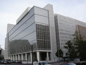 Banca Mondială anticipează creşterea cu 4,5% a economiei româneşti, anul acesta