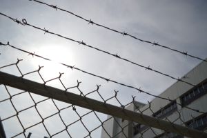 Sindicatele din penitenciare anunţă că vineri vor merge la Ministerul Justiţiei cu o listă de revendicări