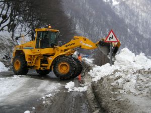 Comitetele Judeţene pentru Situaţii de Urgenţă au fost activate în judeţele aflate sub cod galben de ninsoare