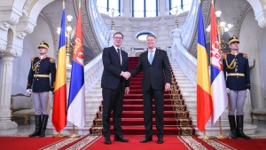 Aleksandar Vuèić ;i Klaus Iohannis (Sursa foto: Twitter)