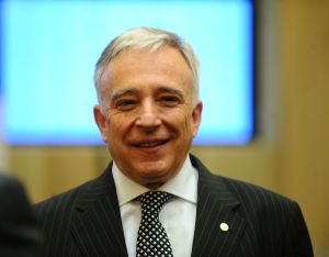 Mugur Isărescu, guvernatorul Băncii Naţionale a României 