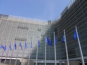 Comisia Europeană propune înfiinţarea Autorităţii Europene a Muncii, cu sediul în România