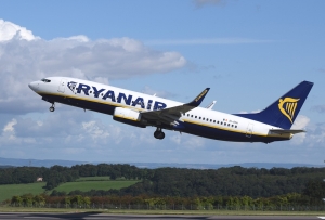 Ryanair preconizează o scădere a profitului