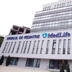 Profitul MedLife scade cu 5%, în primul semestru