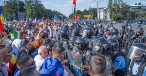 Protestatarul gazat a murit în urma unei hemoragii digestive