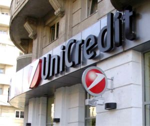 Reapar speculaţiile privind o fuziune UniCredit - Societe Generale