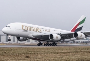 Emirates şi Etihad Airways dezmint că vor să creeze cel mai mare operator aerian din lume