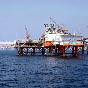 Legea offshore, un proiect controversat