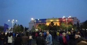 Protest în Piaţa Victoriei