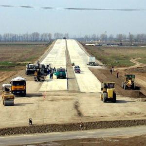 Autostrada Sibiu-Piteşti aşteaptă avizul de mediu