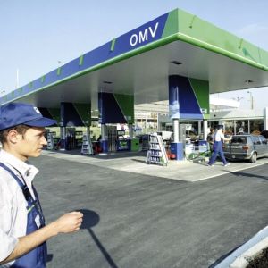 OMV Petrom - creştere cu peste 40% a profitului din exploatare