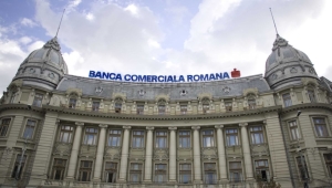 Instanţa obligă BCR să plătească 19,71 milioane de lei către Harinvest