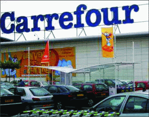 Preluarea centrelor "Carrefour" din Slovacia a fost blocată