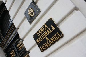 Dacă s-ar folosi media tranzacţiilor ar creşte ratele nu ROBOR