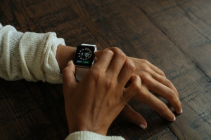 Apple Watch detectează bătăile neregulate ale inimii