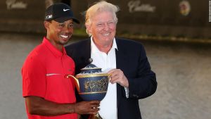 Tiger Woods şi Donald Trump (Sursă foto: Twitter)