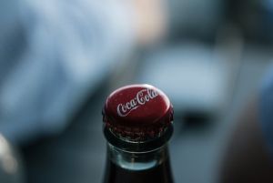 Coca-Cola a plătit milioane de euro pentru a influenţa medici din Franţa 