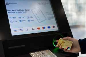 Cardurile UnionPay, acceptate la ATM-urile Alpha Bank 