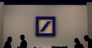 Fost bancher Deutsche Bank implicat în manipularea dobânzilor Euribor