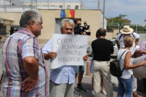 Protest pro-Dragnea la penitenciarul Rahova