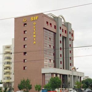 SIF5 este obligată să convoace acţionarii, la cererea SIF1 şi SIF4