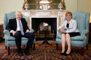 Boris Johnson, Nicola Sturgeon (Sursă foto: Twitter)